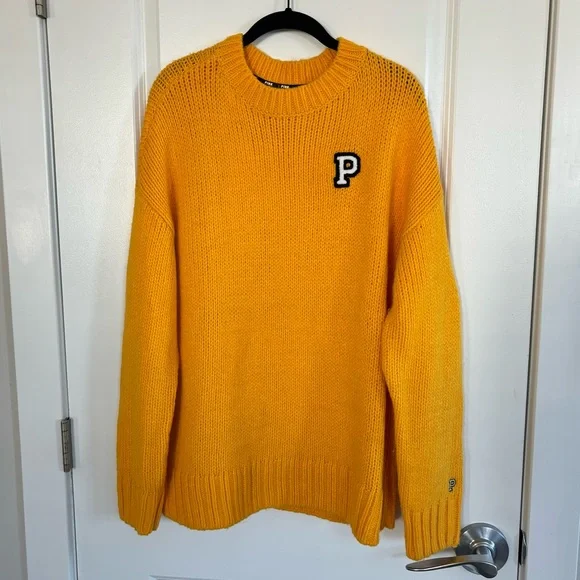 PINK Victoria's Secret Varsity Oversized Boyfriend Chunky Knit Sweater Size S - Picture 1 of 7